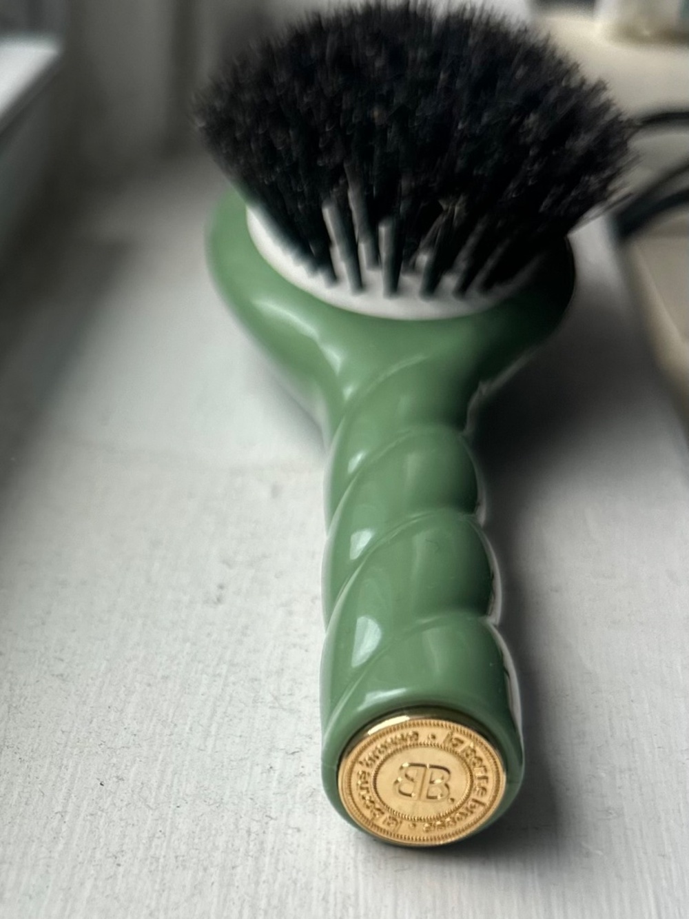 La Bonne Brosse N.01 The Large Shine & Care Hairbrush - Picture 4 of 5